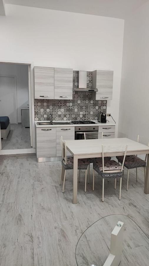 Niscemi Casa Preti - Centro Storico B&B 외부 사진
